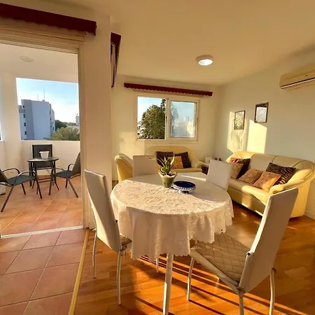 Apartment Cozy 1 Bdr In - Aglantzia By Platform 357