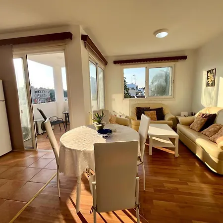 Apartment Cozy 1 Bdr In - Aglantzia By Platform 357